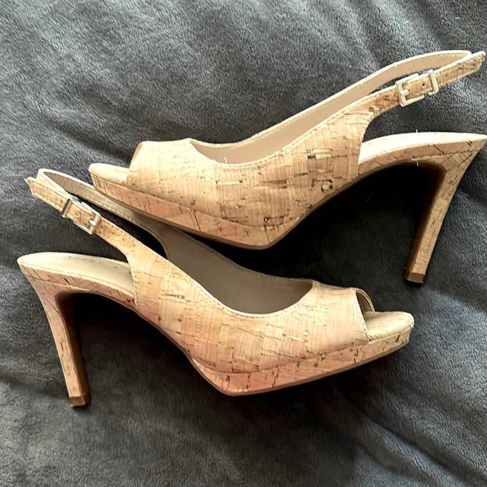 Kelly & Katie cork heels 7.5